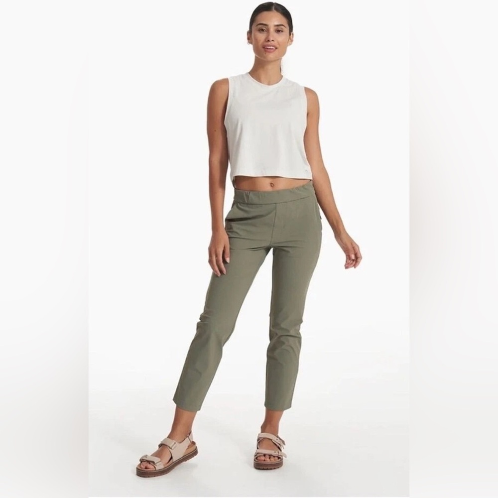 VUORI WOMEN'S MILES ANKLE PANT (pistachio)